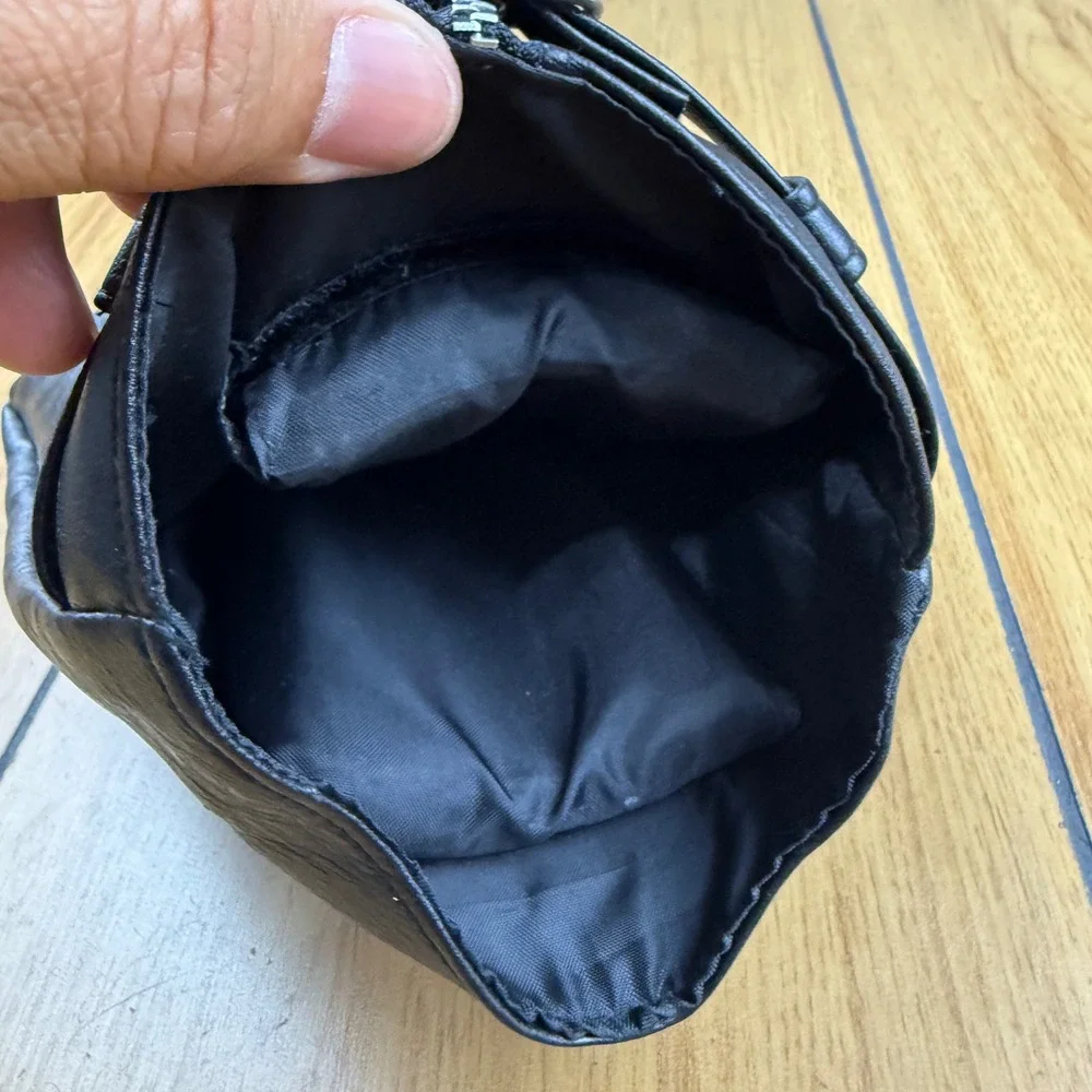 Vintage Biker Leather Jacket Wine Bottle Cooler Sleeve with Freezing Elements
